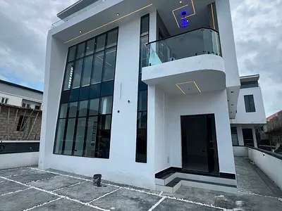 5bedroom Fully Detached Duplex for Sale