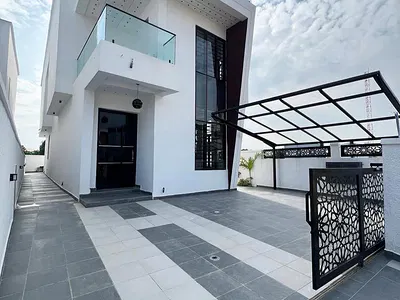 Luxury 4 Bedroom Fully Detached Duplex