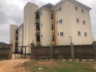Lovely 2bedroom Block of Flats in a Secure Environment