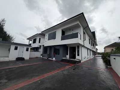 6 Bedroom Fully Detached Duplex with Bq, Swimming Pool and 3 Living Rooms