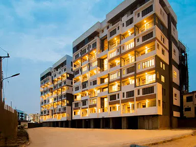 Luxuriously Built Spacious 2 Bedroom Maisonette