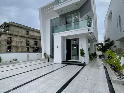 5 Bedroom Duplex