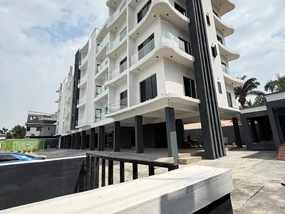 Spacious 3 Bedrooms Apartment + BQ & Elevator