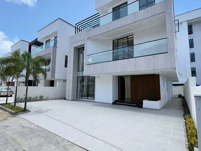Own the Nest Villa a Fully Detached 6 Bedroom Luxury Villa