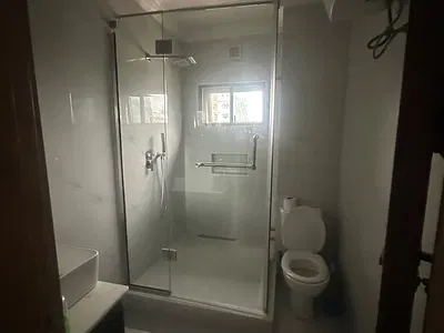 Well Maintained Luxury 3 Bedroom Flat