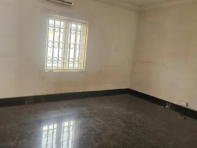 Excellent Spacious Self Comtay