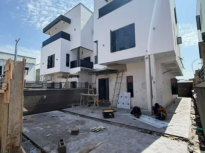 Well Finished 4 Bedrooms Detected Duplex with BQ