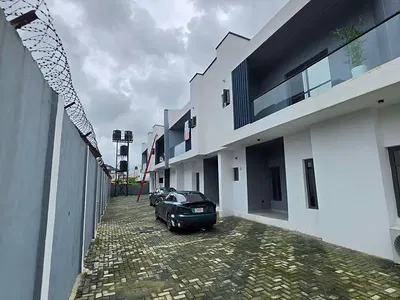 Massive 3 Bedroom Terrace Duplex
