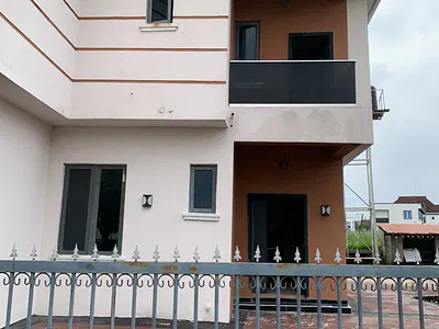 Tastefully Finished 3 Semi Detached Duplex