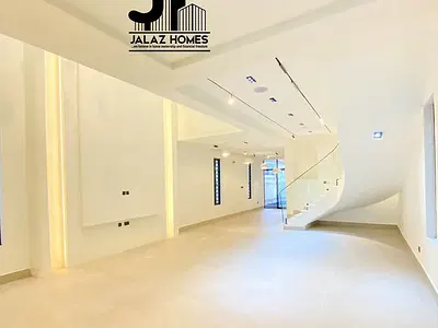Contemporary 5 Bedroom Fully Detached Duplex