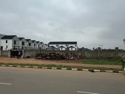 3800SQM, Residential, C of O, Tarred Road