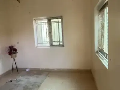 Clean One Bedroom Flat