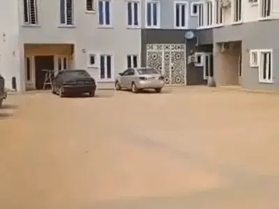 4 Bedrooms Terraced Duplex + BQ