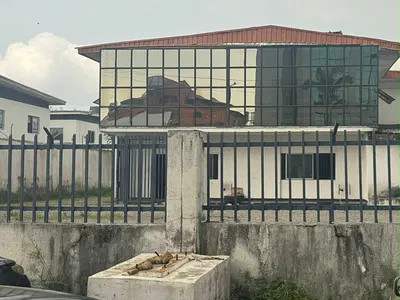 5 Bedroom Detached House + 3 BQ
