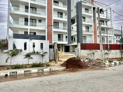 4 Bedroom Maisonette