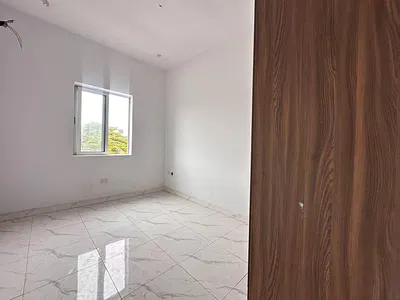 2bedroom Apartment with Pool, Gym and Fully Serviced