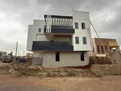 Modern 5 Bedroom Duplex in a Dream Living