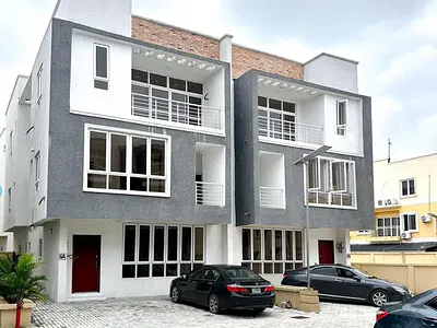 Brand New 5 Bedroom Semi Detached