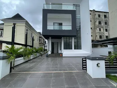 Exquisitely Built 6 Bedroom Detached Duplex with BQ, Cinema and Pool
