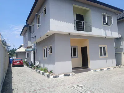 3 Bedroom Flat (First Floor)