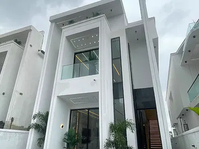 5 Bedroom Fully Detached Duplex