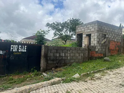 1, 051SQM Land