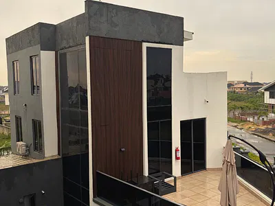 Luxury 2 Bedroom Duplex