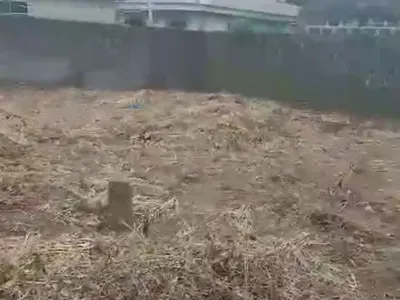 1 and Half Plots of Land with Uncompleted Duplex