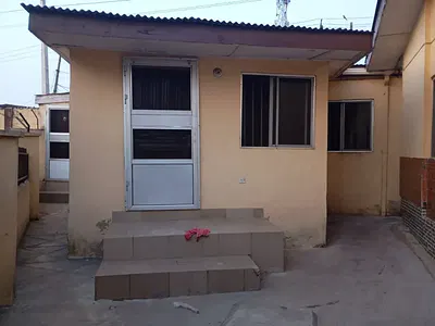 Spacious Mini Flat (Inside an Estate)