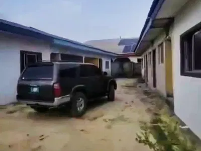 Prime Investment Opportunity -- Mini Estate on 4 Plots for Sale