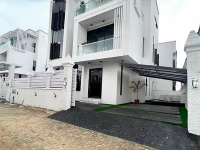 Luxury Brand New 5bedrooms Fully Detached Duplex with Swimming Pool, Bq