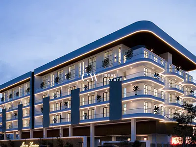 Luxury 2 Bedroom Waterfront Apartments
