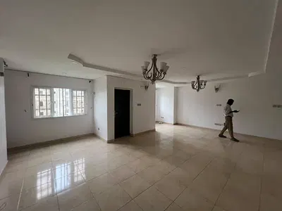 3 Bedrooms Apartment and BQ