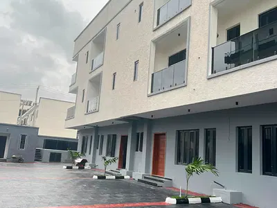 Luxury 4-Bedroom Terrace Duplex with BQ, Pool and Gym