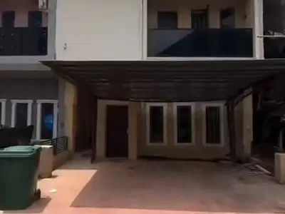 3 Bedrooms Terraced Duplex + BQ