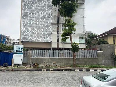5 Bedroom Detached Duplex with BQ