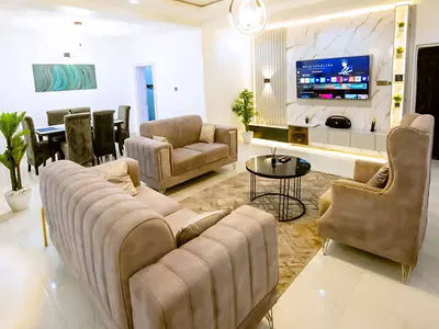 Furnished 3 Bedrooms Apartment