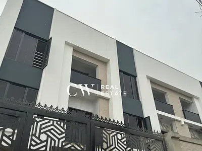 4-Bedroom Terraced Duplex with BQ