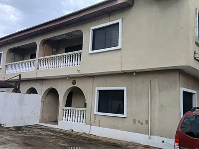 5 Bedroom Semi Detached House with BQ
