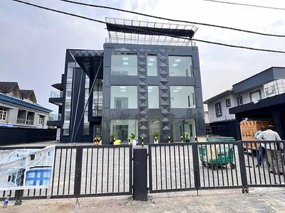 37 SQM Commercial Property in a Very Central Location