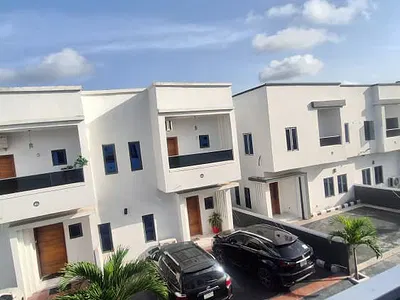 4 Bedroom Terrance Duplex