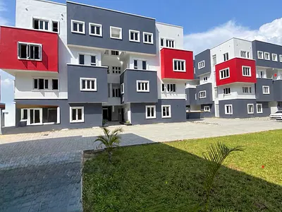 3 Bedroom Maisonette with BQ