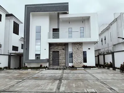 5 Bedrooms Detached Duplex + BQ