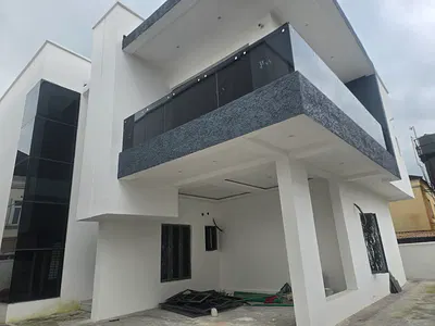 Luxury Fully Detached 5bedroom Duplex with Modern Structure