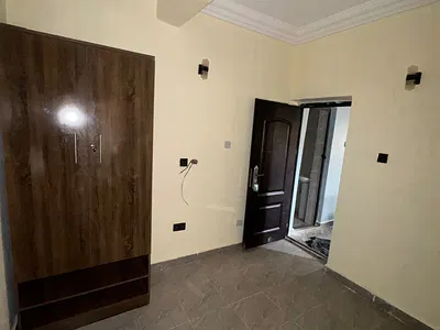 Newly Built One Bedroom Apartment with Two Toilets