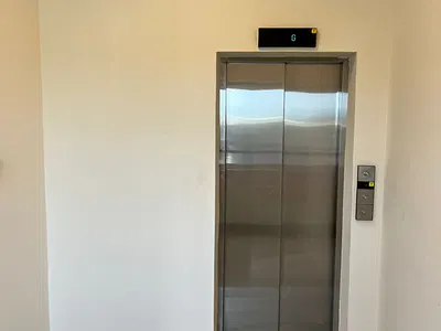 3 Bedrooms Apartment