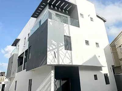A Well Structured 3 Bedroom Penthouse Apartment + BQ