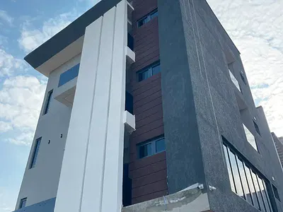 Newly Built 4 Bedroom Terraced Duplex with BQ