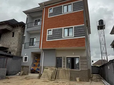 Newly Built & Luxury 7 Bedroom Duplex