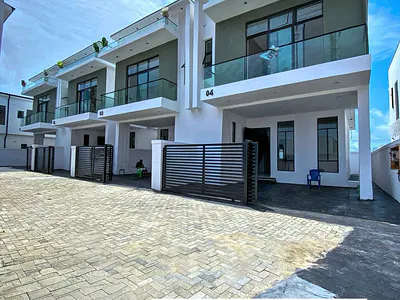 Modern 4 Bedroom Semi Detached Duplex